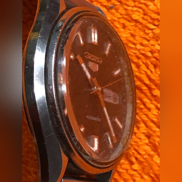 1983 Vintage Seiko 5 6309 8230 Automatic Watch BLACK DIAL DAYDATEa - Picture 9 of 14